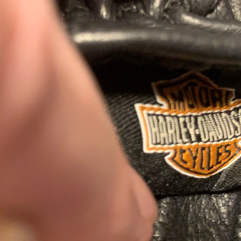 Harley Davidson Women’s Leather Gloves 🌴